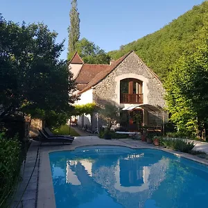 Le Moulin De Jules Et Akasha Bed & Breakfast