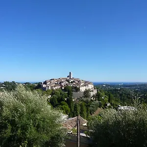 La Maison Aux Bonsais Guest house